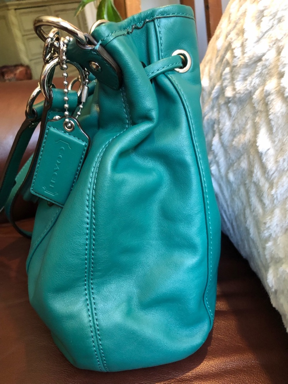 COACH Jade Green Leather Drawstring Shoulder Bag - Picture 5 of 14